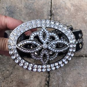 BB Simon black rhinestone belt